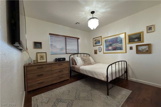 199 Glen Falls Avenue, Henderson, NV 89002