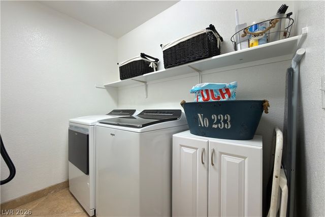 199 Glen Falls Avenue, Henderson, NV 89002
