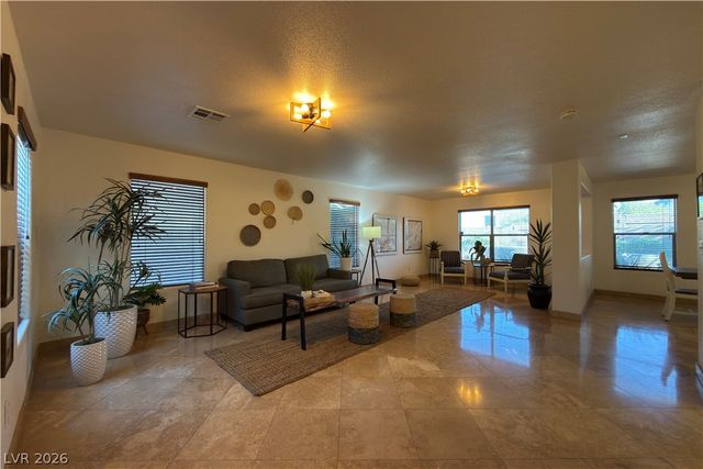 199 Glen Falls Avenue, Henderson, NV 89002