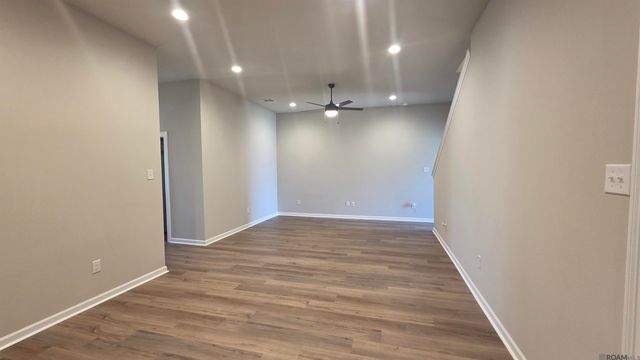 9674 Muncy Ln, Denham Springs, LA 70726