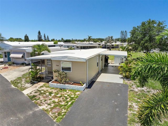 7244 MOUNT FAIRFIELD ROAD NE 530, St Petersburg, FL 33702