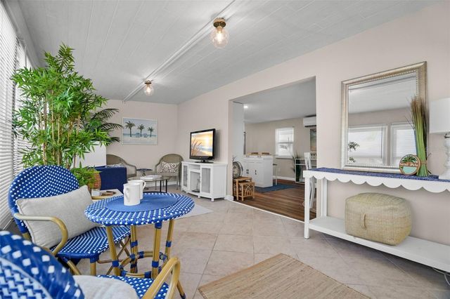 7244 MOUNT FAIRFIELD ROAD NE 530, St Petersburg, FL 33702