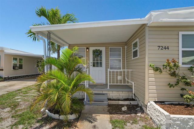 7244 MOUNT FAIRFIELD ROAD NE 530, St Petersburg, FL 33702