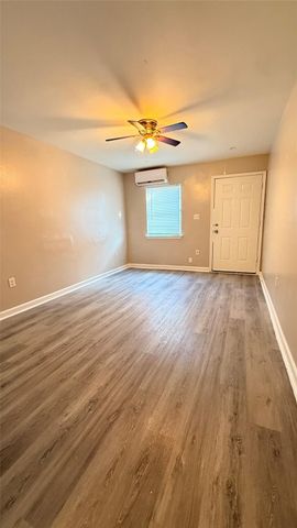 2619 Canfield Street 2, Houston, TX 77004
