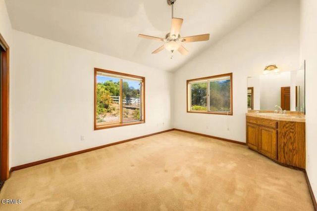 700 Thomas Street, Oak View, CA 93022