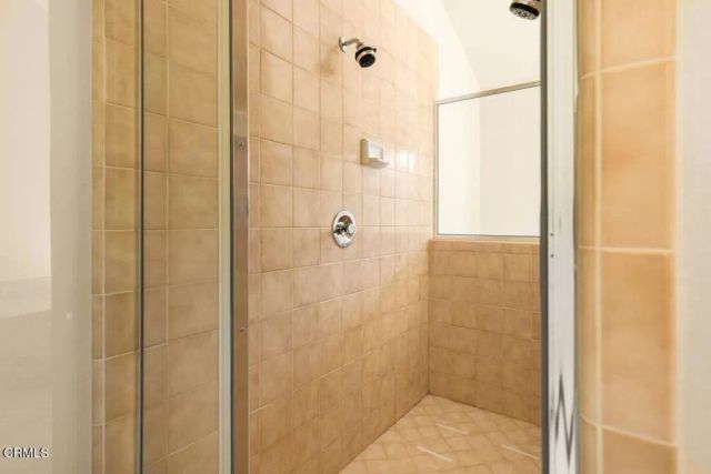 700 Thomas Street, Oak View, CA 93022