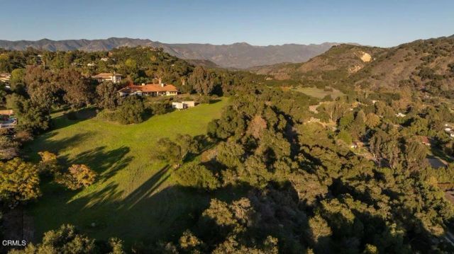 700 Thomas Street, Oak View, CA 93022