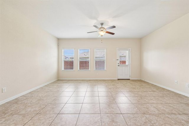 328 Shale CIR, Buda, TX 78610