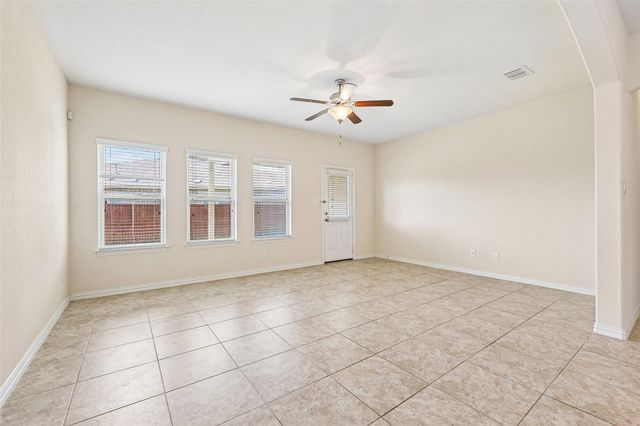 328 Shale CIR, Buda, TX 78610