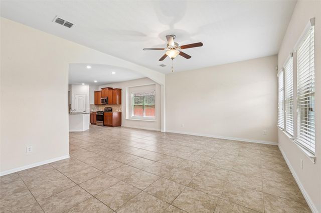 328 Shale CIR, Buda, TX 78610