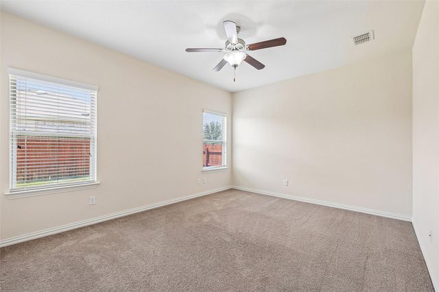 328 Shale CIR, Buda, TX 78610