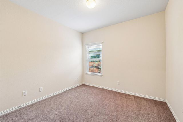 328 Shale CIR, Buda, TX 78610