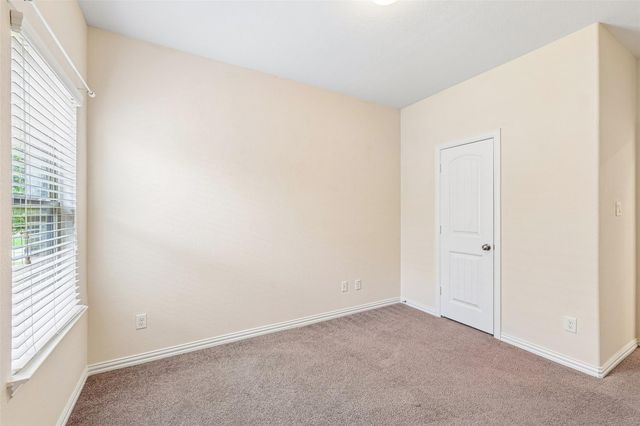 328 Shale CIR, Buda, TX 78610
