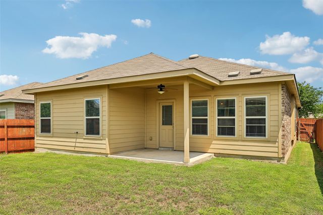328 Shale CIR, Buda, TX 78610