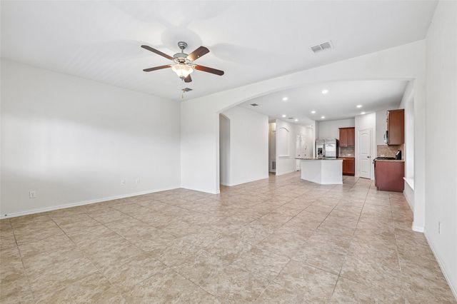 328 Shale CIR, Buda, TX 78610