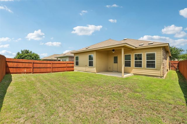 328 Shale CIR, Buda, TX 78610