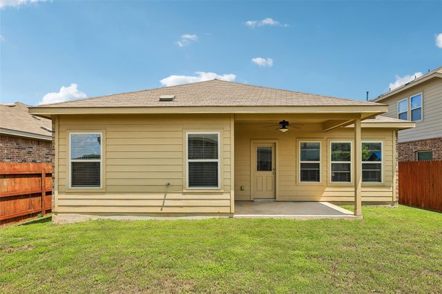 328 Shale CIR, Buda, TX 78610