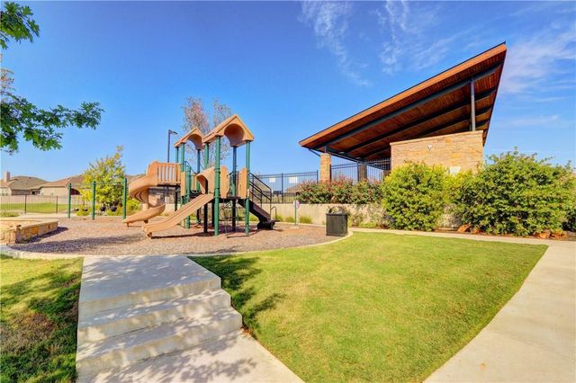 328 Shale CIR, Buda, TX 78610
