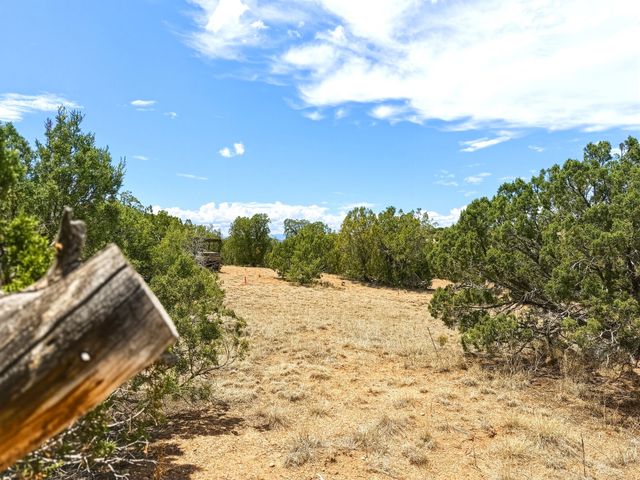 14 Camino Ladera, Santa Fe, NM 87506