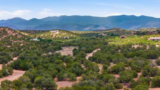 14 Camino Ladera, Santa Fe, NM 87506