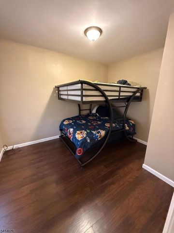 465 Norwood St 2, East Orange City, NJ 07018