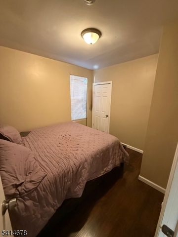 465 Norwood St 2, East Orange City, NJ 07018