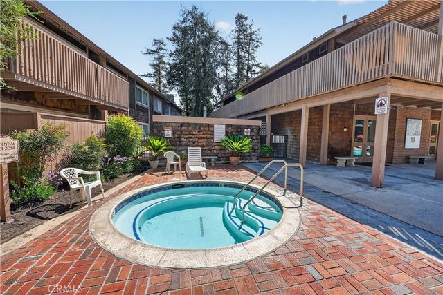 1062 Cabrillo Park, Santa Ana, CA 92701