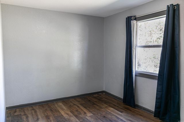 208 N 7th Avenue, Paragould, AR 72450