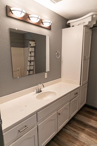 208 N 7th Avenue, Paragould, AR 72450