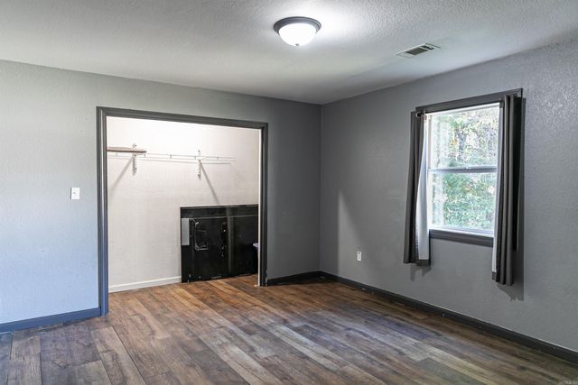 208 N 7th Avenue, Paragould, AR 72450