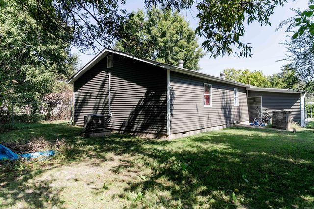208 N 7th Avenue, Paragould, AR 72450