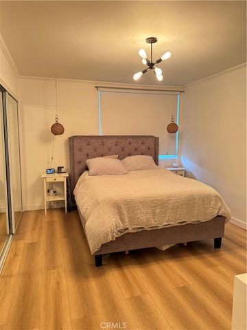 9950 Jordan Avenue 8, Chatsworth, CA 91311