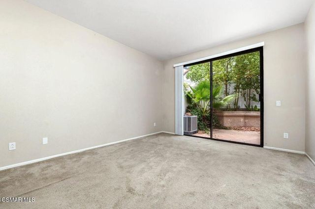 4819 La Rosa Drive, Oak Park, CA 91377