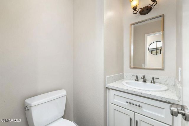 4819 La Rosa Drive, Oak Park, CA 91377