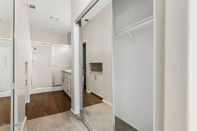 4819 La Rosa Drive, Oak Park, CA 91377