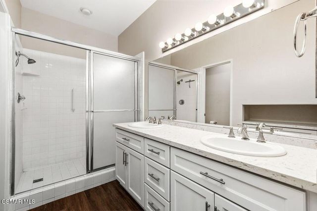 4819 La Rosa Drive, Oak Park, CA 91377