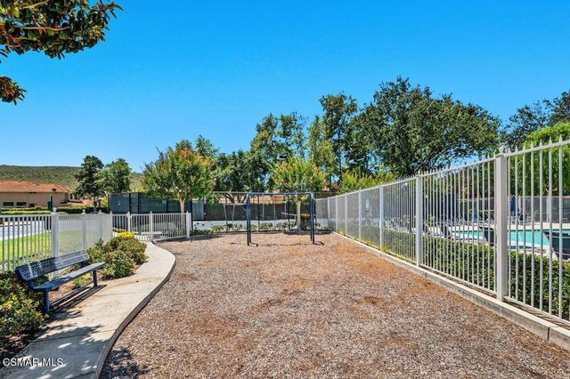 4819 La Rosa Drive, Oak Park, CA 91377
