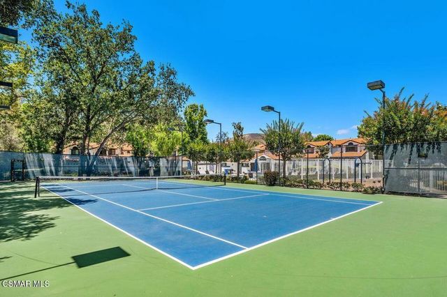 4819 La Rosa Drive, Oak Park, CA 91377