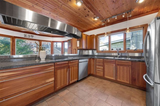 505 Forest Drive, Cedar Rapids, IA 52403