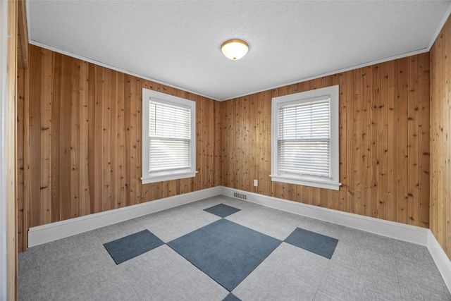 505 Forest Drive, Cedar Rapids, IA 52403