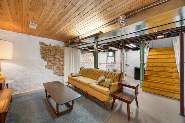 505 Forest Drive, Cedar Rapids, IA 52403