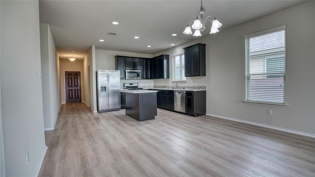 137 Carlina LOOP, Liberty Hill, TX 78642