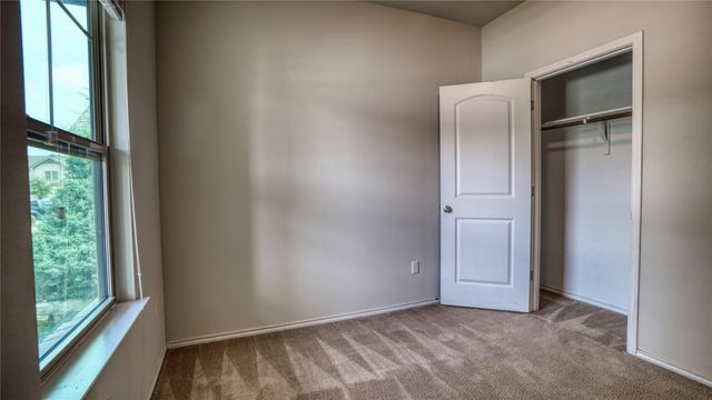 137 Carlina LOOP, Liberty Hill, TX 78642