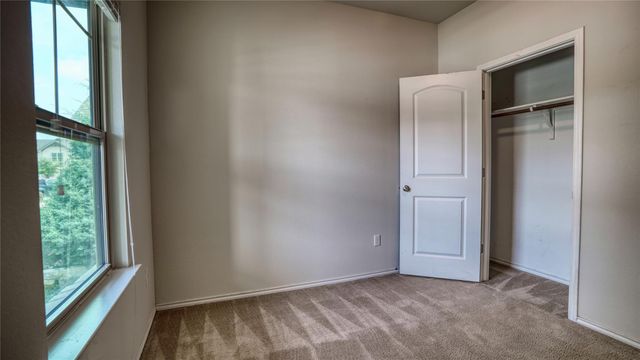 137 Carlina LOOP, Liberty Hill, TX 78642