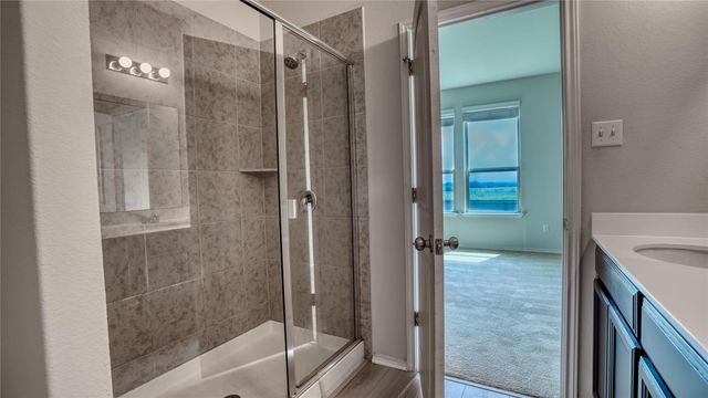 137 Carlina LOOP, Liberty Hill, TX 78642