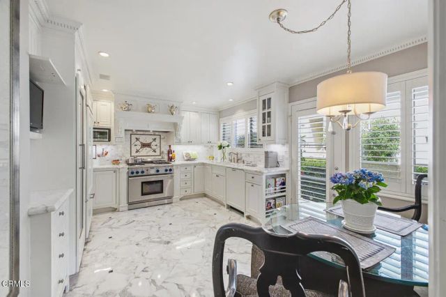 757 S Orange Grove Boulevard 1, Pasadena, CA 91105