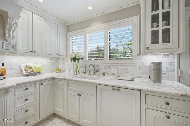 757 S Orange Grove Boulevard 1, Pasadena, CA 91105