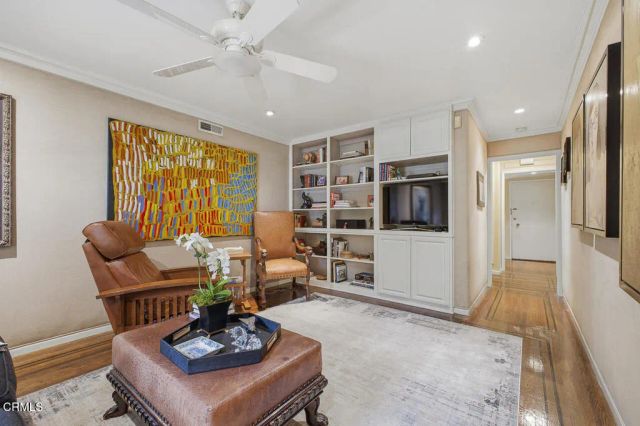 757 S Orange Grove Boulevard 1, Pasadena, CA 91105