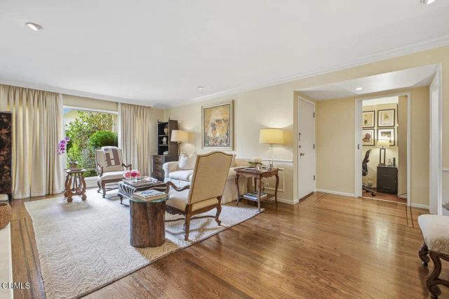 757 S Orange Grove Boulevard 1, Pasadena, CA 91105
