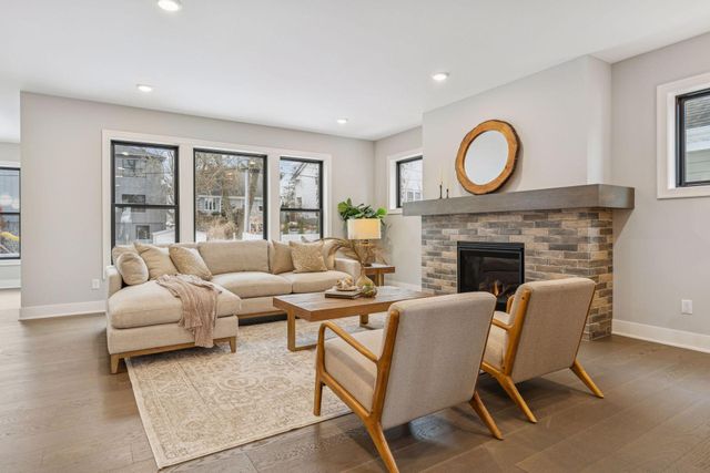 5821 Ashcroft Avenue, Edina, MN 55424